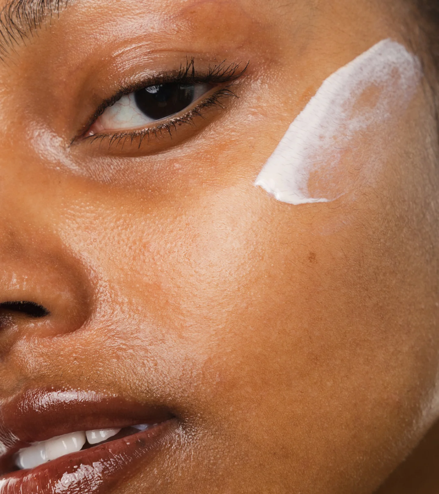 Mineral Milk Fluid Sunscreen SPF 50 - Image 4